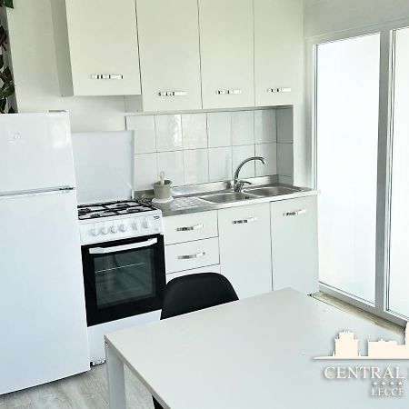 Lecce Central Flat - Attico Con Patio E Parcheggio Privato 아파트 외부 사진
