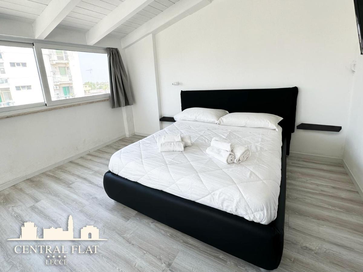 Lecce Central Flat - Attico Con Patio E Parcheggio Privato 아파트 외부 사진