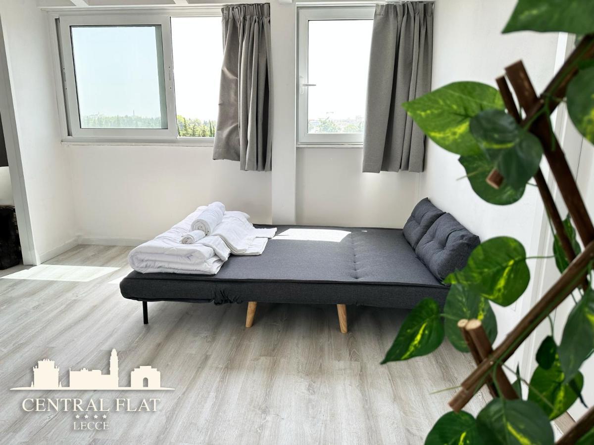 Lecce Central Flat - Attico Con Patio E Parcheggio Privato 아파트 외부 사진